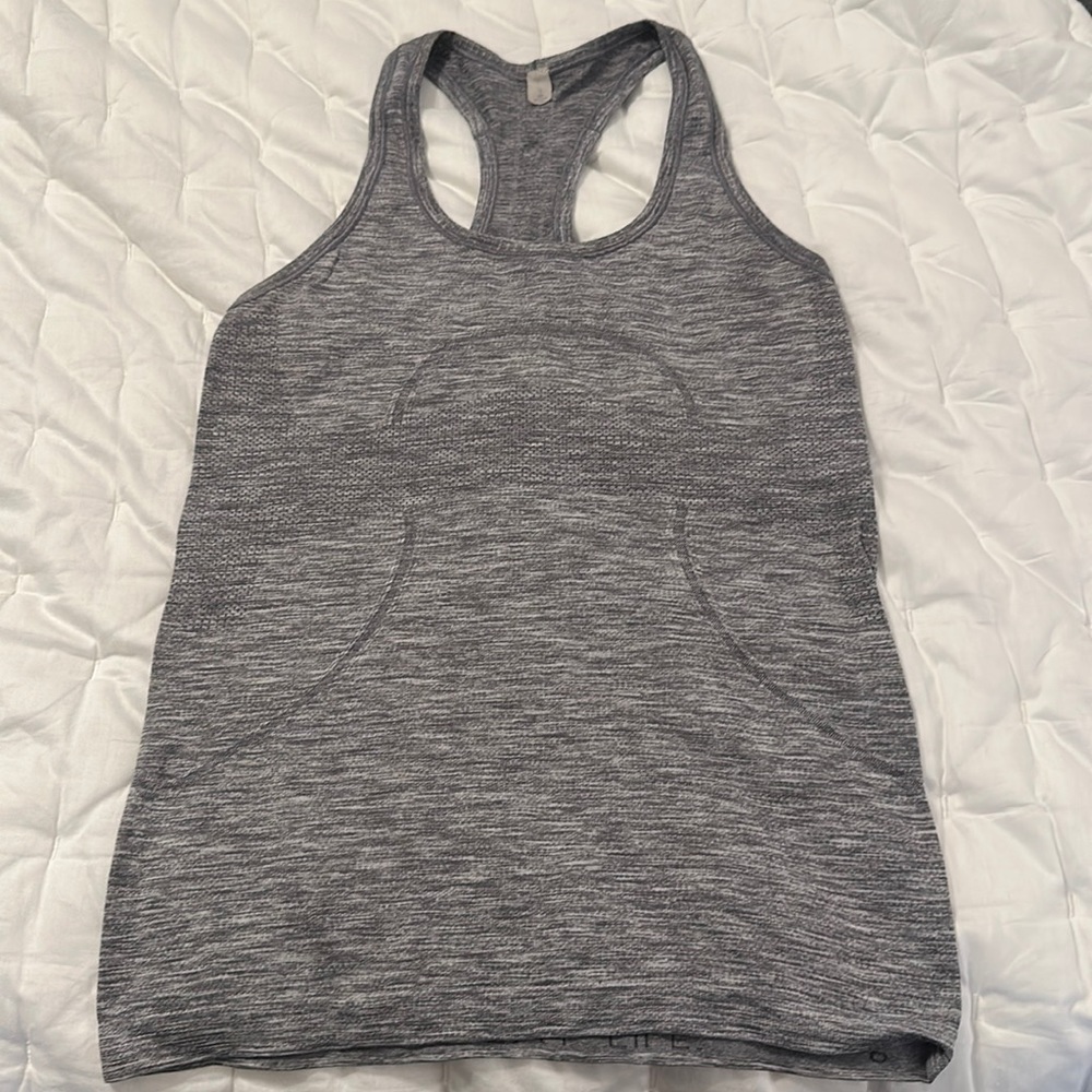 Lululemon swiftly tech Tank. Heather Grey. Size 6.